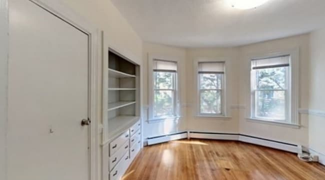Building Photo - 64 Aspinwall Ave