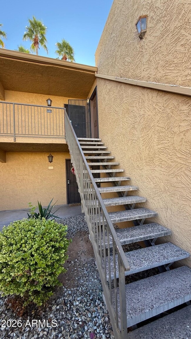 Building Photo - 8500 E Indian School Rd