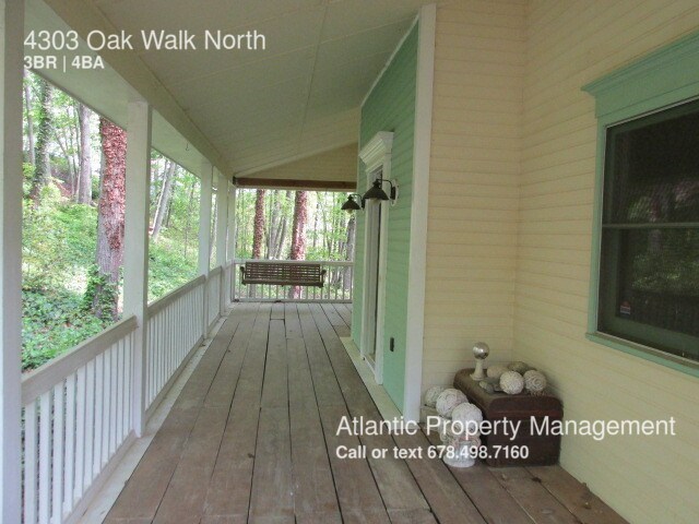 Building Photo - 4303 Oak Walk N