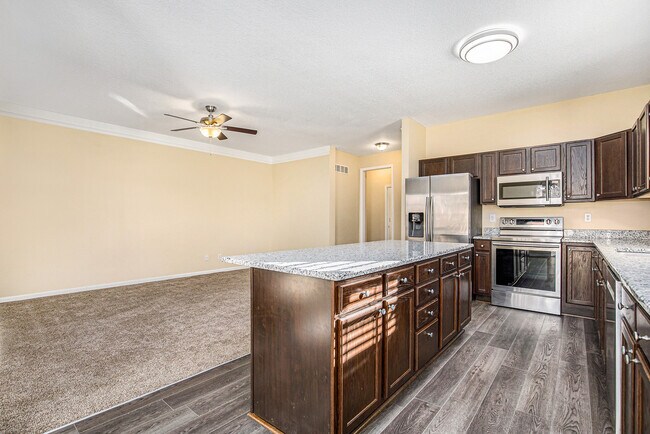 Foto del edificio - 8328 N Nodaway Ave