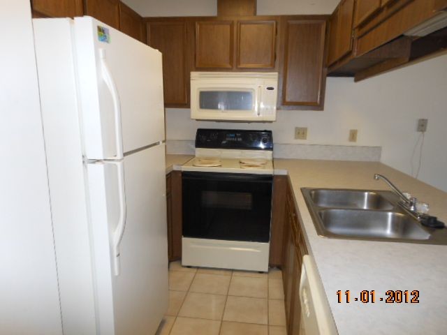 Building Photo - Nice 2 Bedroom Duplex in Fort Walton Beach