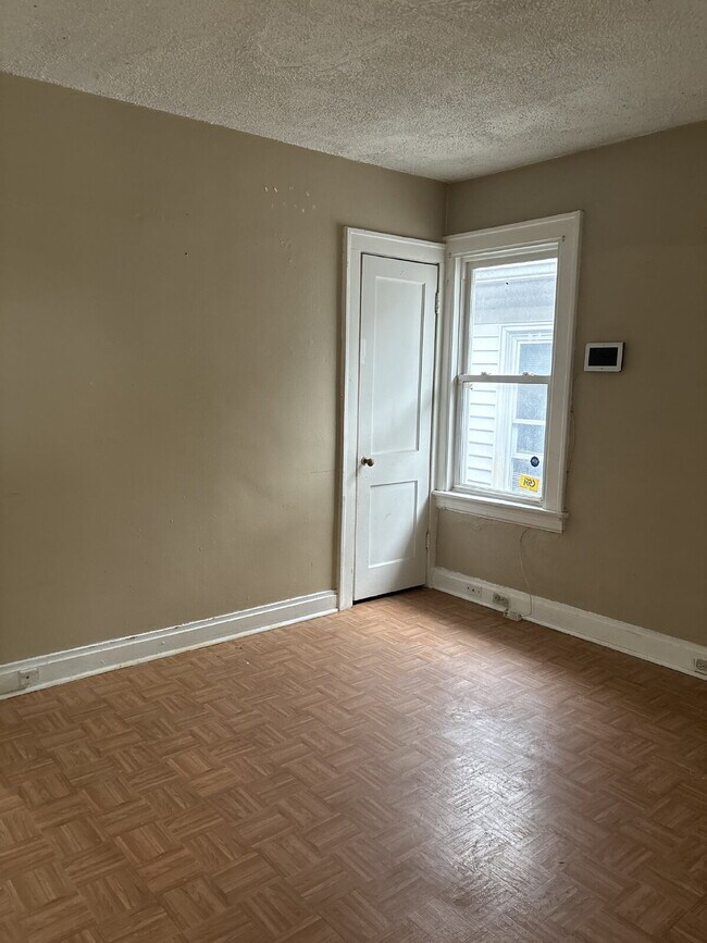 Foto del edificio - "3-Bed Home on Plover Ave - Cozy Living in...