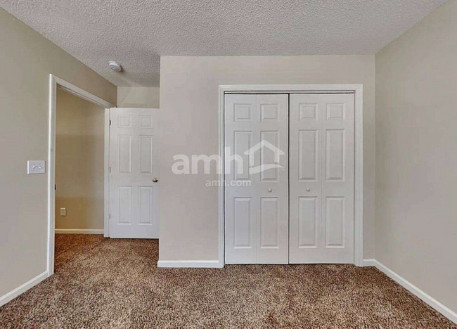 Building Photo - 106 Guildford Dr