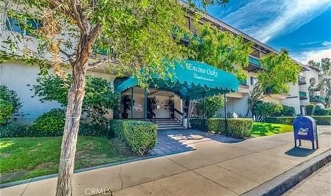 Foto del edificio - 5460 White Oak Ave