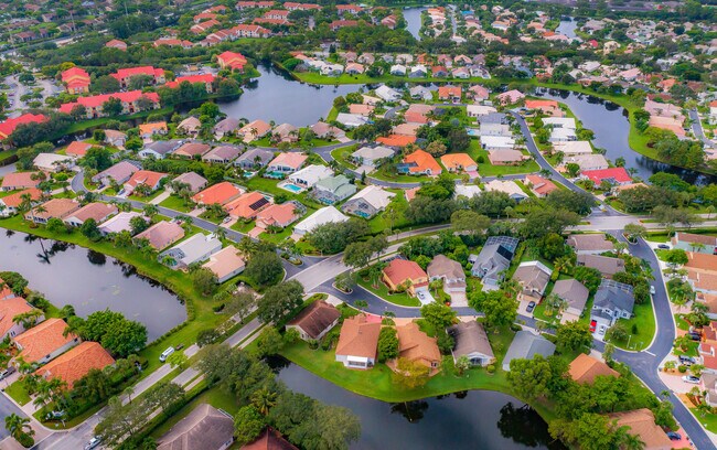 Foto del edificio - 6707 Egret Nest Ln