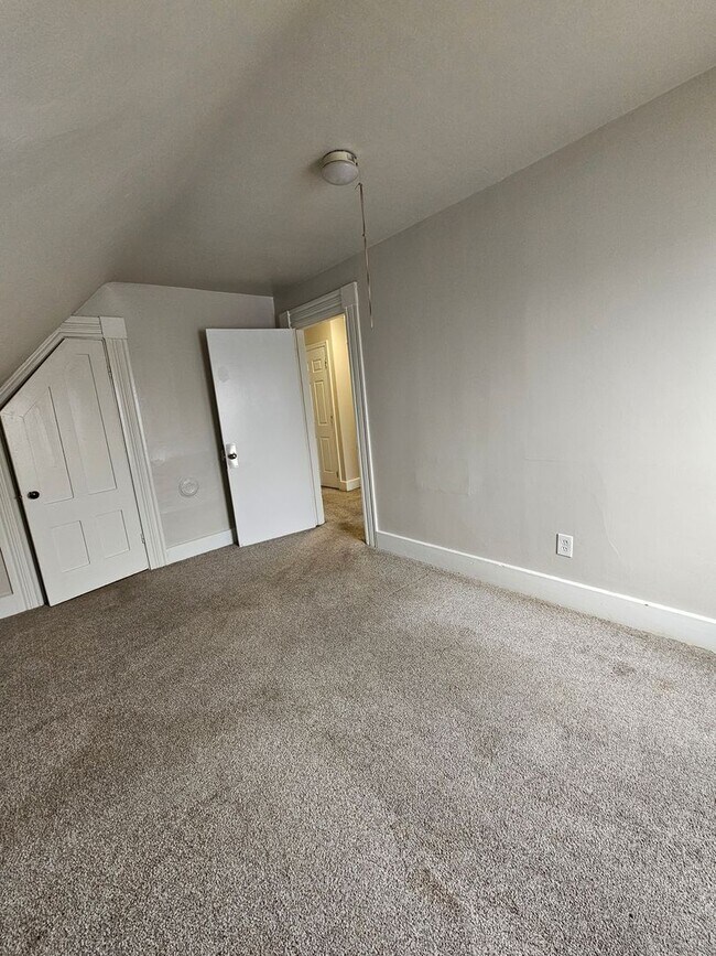 Foto del edificio - 260 Laurel St