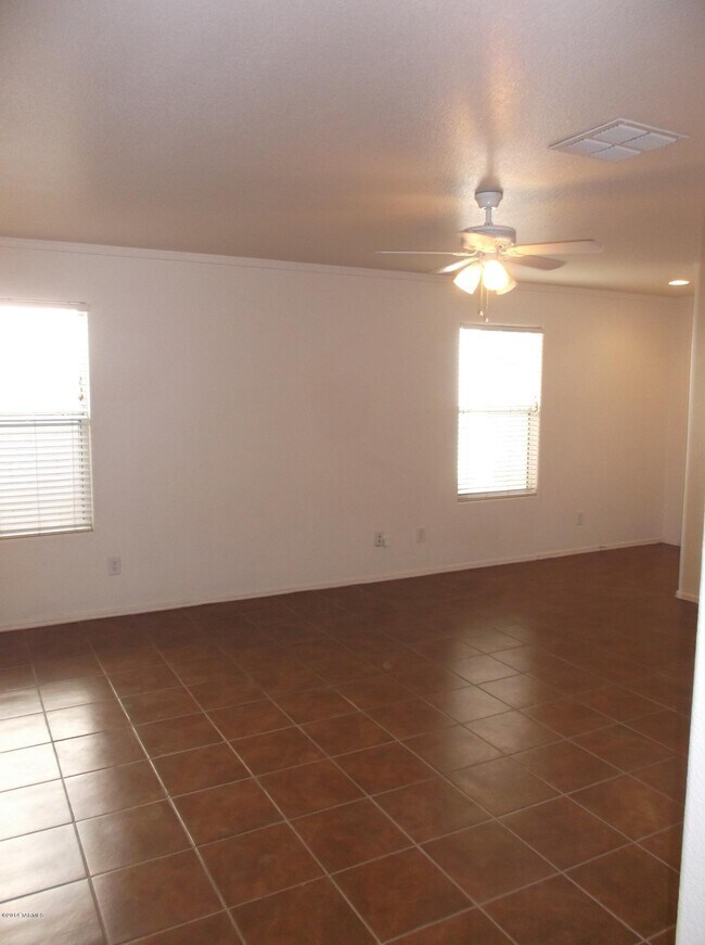 Foto del edificio - 6408 S Sunrise Valley Dr