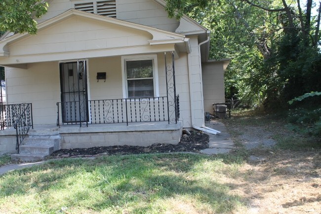 Building Photo - 2237 Quincy St
