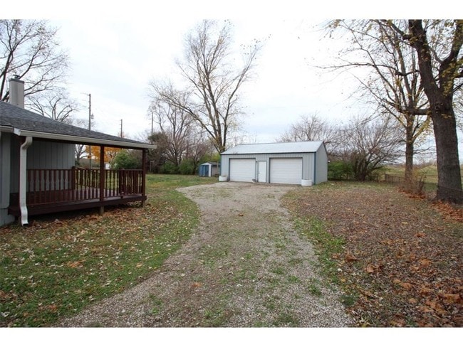 Building Photo - 8249 Lake Rd