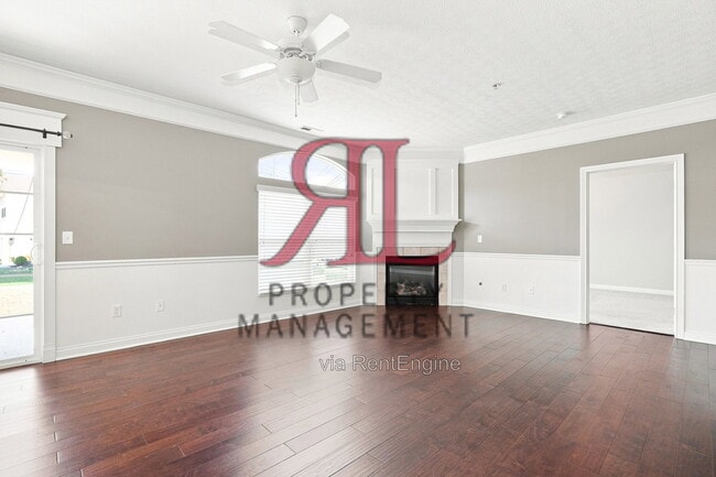 Building Photo - 5038 Calais Dr