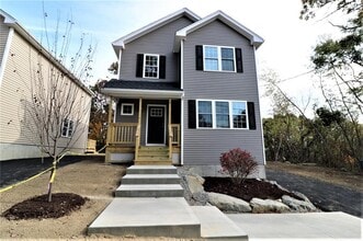 Building Photo - 121 Hillcrest Ave