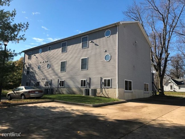 Building Photo - 803 Kingsley Ct