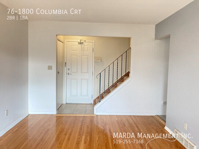 Photo du bâtiment - CHARMING 2 BED/1 BATH TOWNHOUSE - SIERRA W...