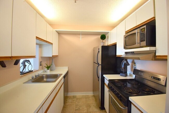 Foto del edificio - 133 Commander Shea Blvd