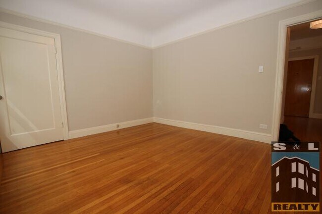 Foto del edificio - 1 bedroom in San Francisco CA 94118