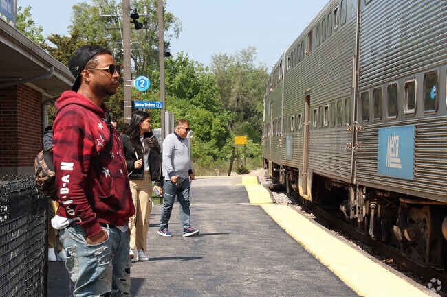 Hanover Park commuters enjoy easy access to Chicago via the Metra.
