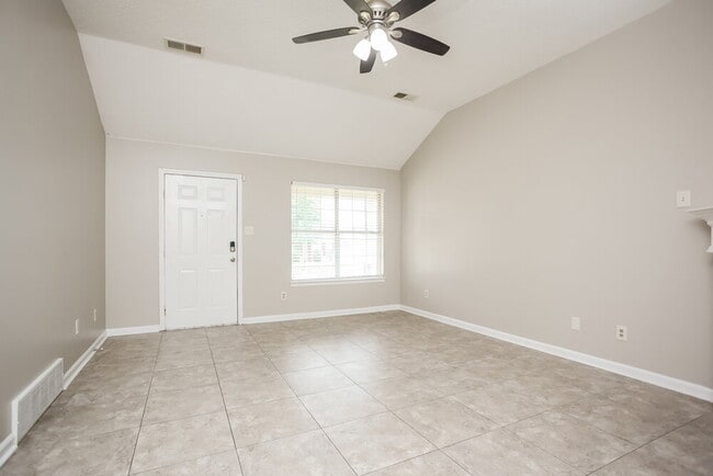 Building Photo - 10078 Cross Valley Dr