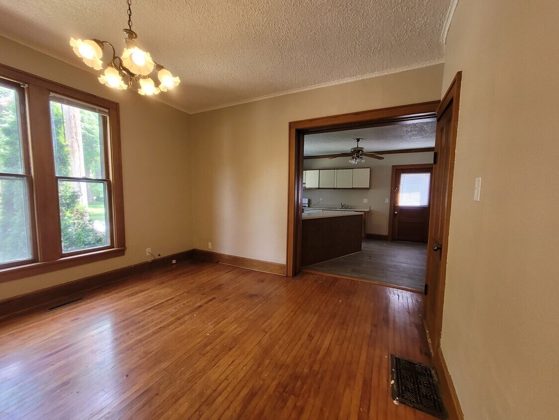 Primary Photo - 757-759 17th Street