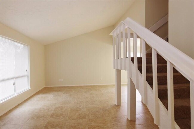 Building Photo - 7303 Log Cradle Dr