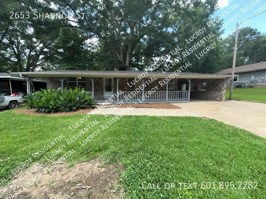 Foto principal - 2653 Shannon St