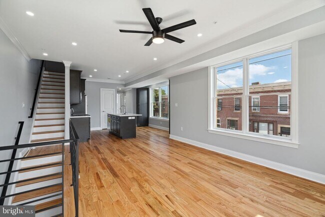 Foto del edificio - 601 W Porter St