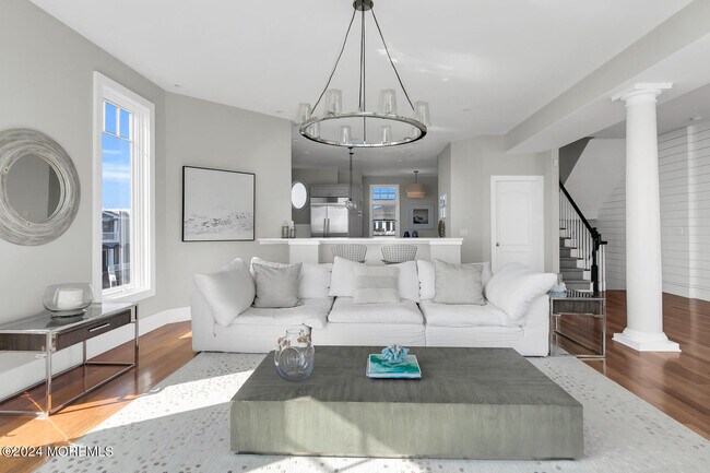 Foto del edificio - 15 Tradewinds Ln