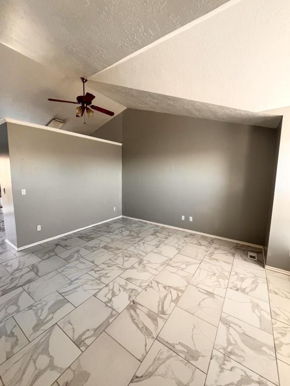 Foto del edificio - 1827 E 2050 N