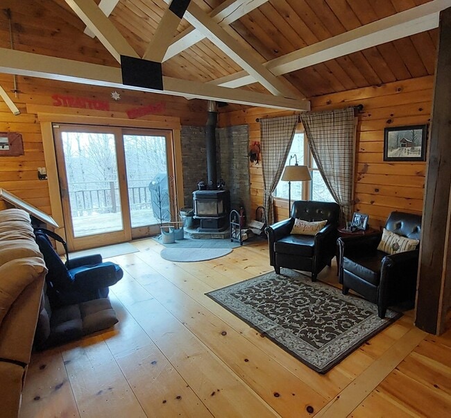 Building Photo - 176 Harrington Rd