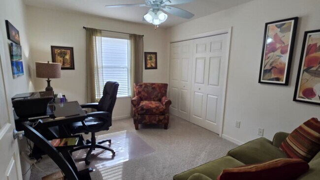 Foto del edificio - 2290 Nackman Pl