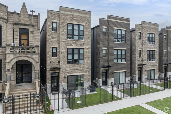 Building Photo - 6534 Maryland
