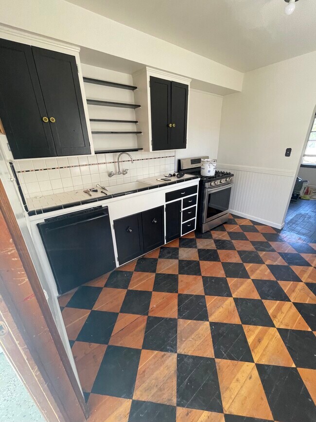 Foto del edificio - 1329 Locust St