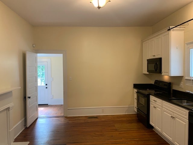 Building Photo - 245 N Pope St