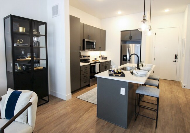 Photo - 101 Julian St Apartment
