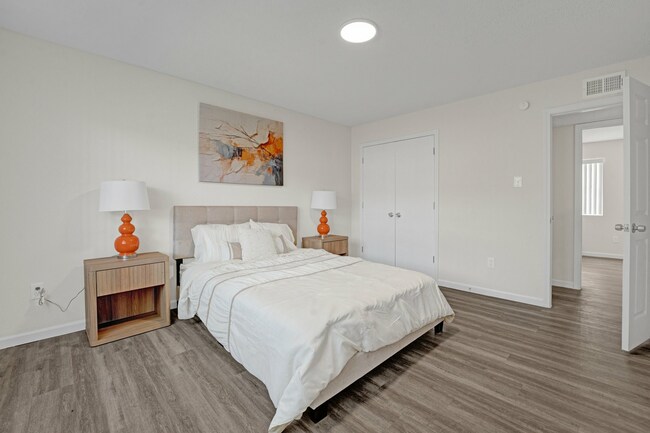 Foto del edificio - Emberly Apartments
