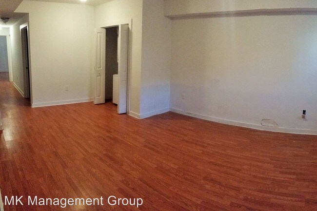 Building Photo - 1407 W Thompson St