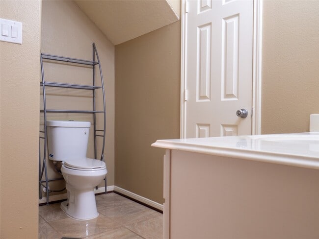 Building Photo - 22527 Goss Spring Ct