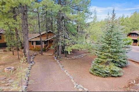 Primary Photo - 17520 Bluejay Cir