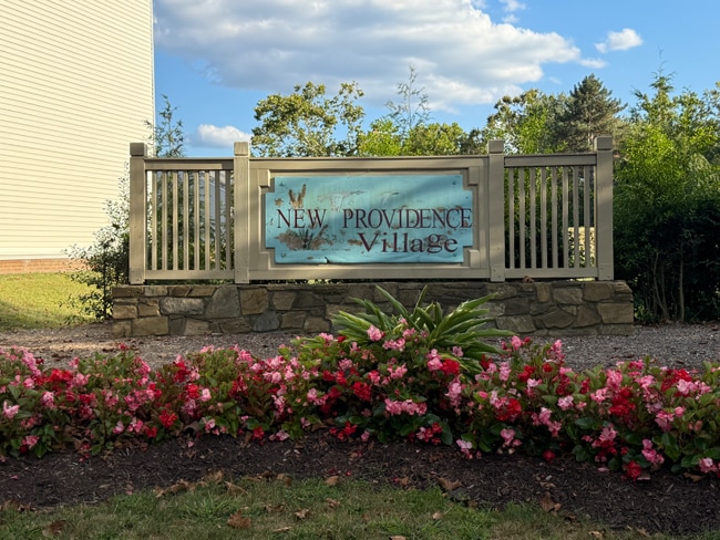 Building Photo - 7753 New Providence Dr