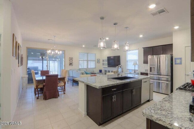 Foto del edificio - 41575 W Saguaro Dr