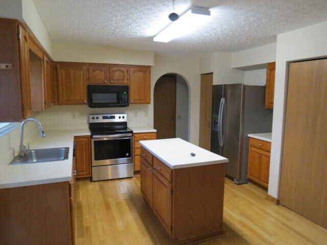 Building Photo - 5451 Bentonhurst Ct