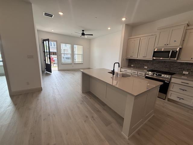 Foto del edificio - 15832 Millwood Trl