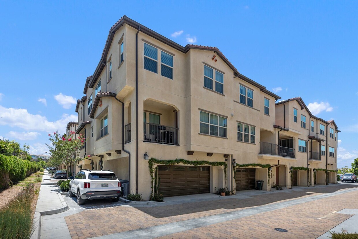 Primary Photo - Newly Built Home!