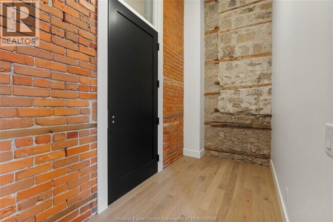 Photo du bâtiment - 247 Brock St