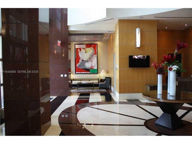 Foto del edificio - 244 Biscayne Blvd