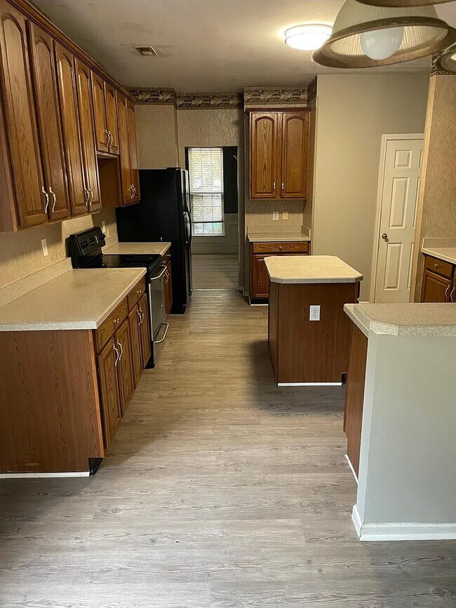 Foto del edificio - 4006 Raven Rock Ct