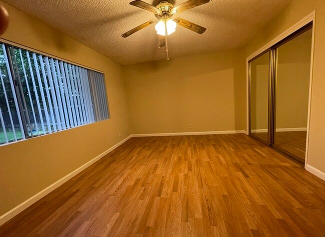 Foto del edificio - 11849 Allard St