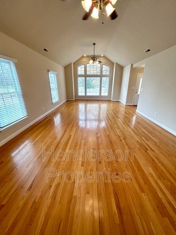 Foto del edificio - 7702 Haigler Gin Rd