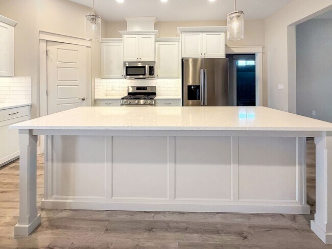 Foto del edificio - Brand-New 4-Bedroom Home in Nampa’s Pheasant Meadows | Near Gateway Center, Treasure Valley Marke...
