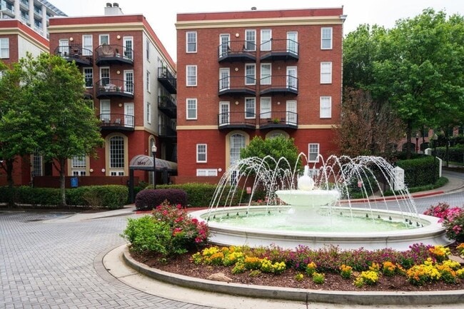 Building Photo - 2840 Peachtree Rd NE