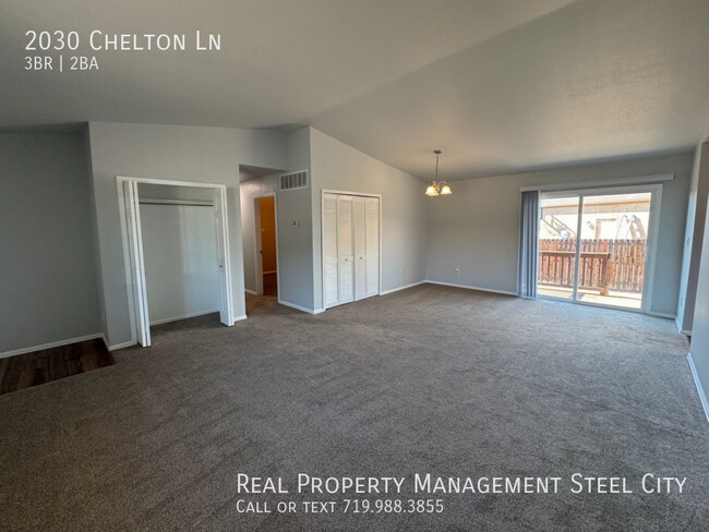 Foto del edificio - 2030 Chelton Ln